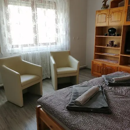 Orsegi Lapreti Vendeghaz *