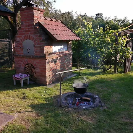 Orsegi Lapreti Vendeghaz Szoce