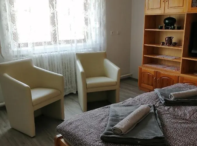 Orsegi Lapreti Vendeghaz *