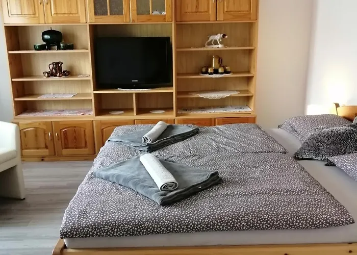 Orsegi Lapreti Vendeghaz Szőce